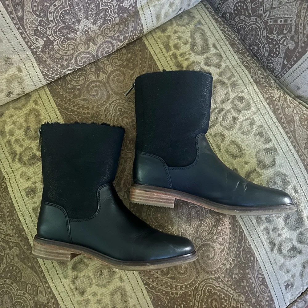 Clarks Clarkdale boots - Picture 2 of 11